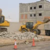 هدم المباني السكنية